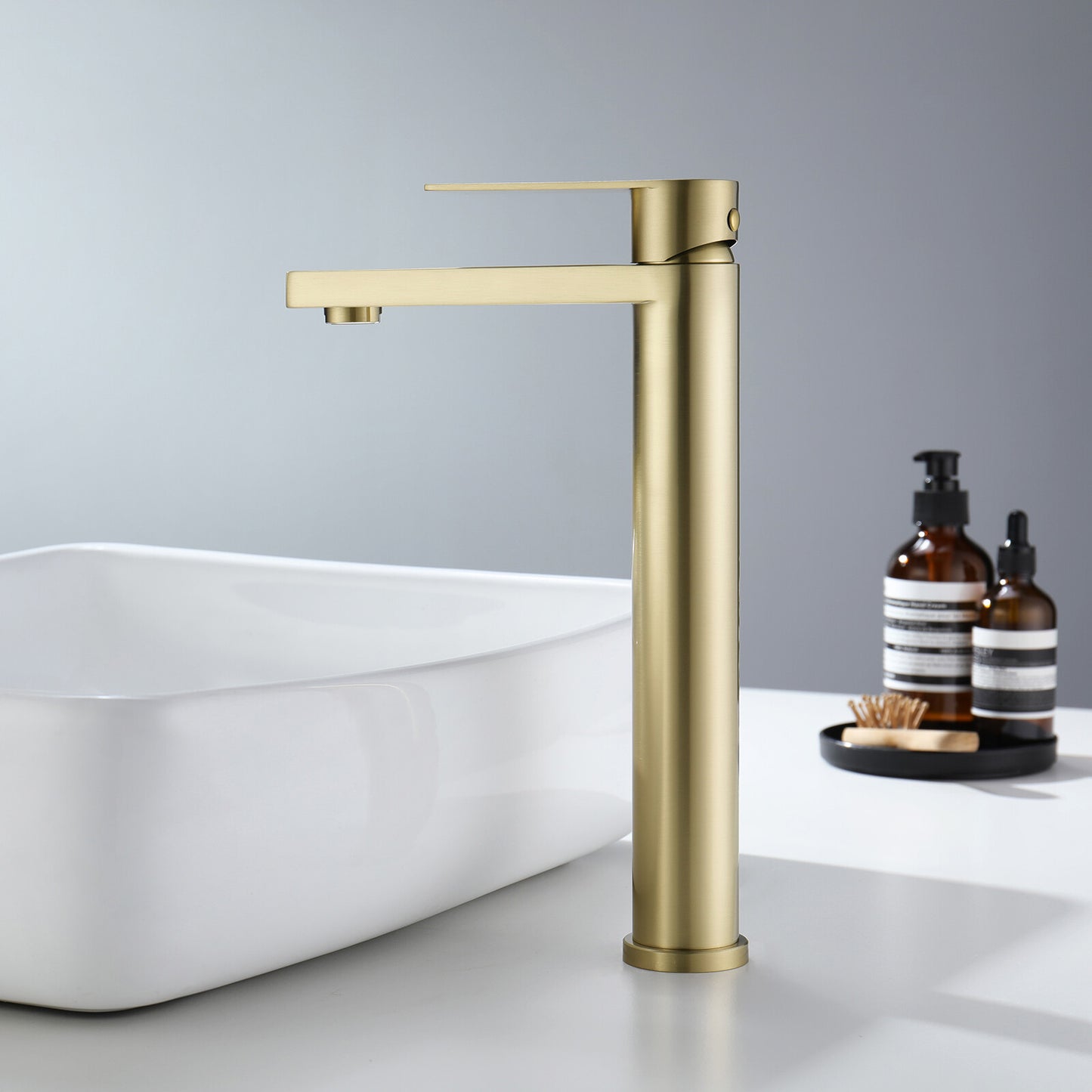 Decaura Bath Basin Mixer Tap Vanity Faucet Single Handle Tapware with Pop Waste